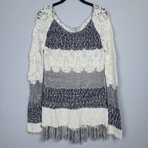 BKE Womens Lace Pullover Sweater Black Gray Medium Fringe Boho Crochet Layering